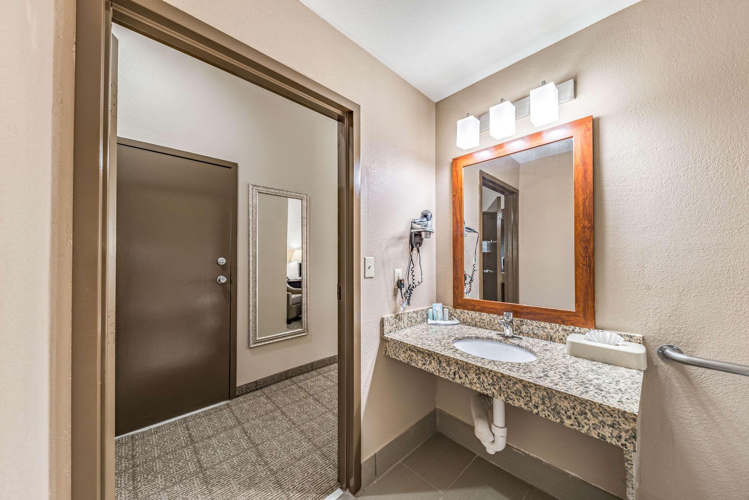 Quality Inn West Plano - Dallas Eksteriør bilde